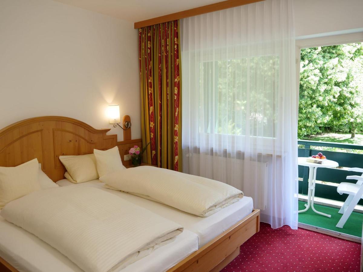 Hotel Garni Christl バート・グリースバッハ エクステリア 写真