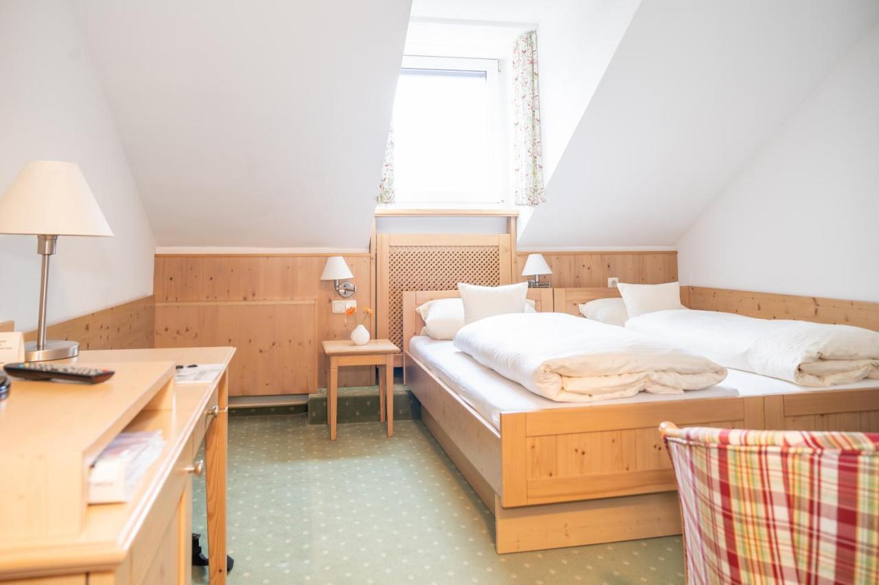 Hotel Garni Christl バート・グリースバッハ エクステリア 写真